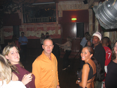 Minos Pallas Live (10)